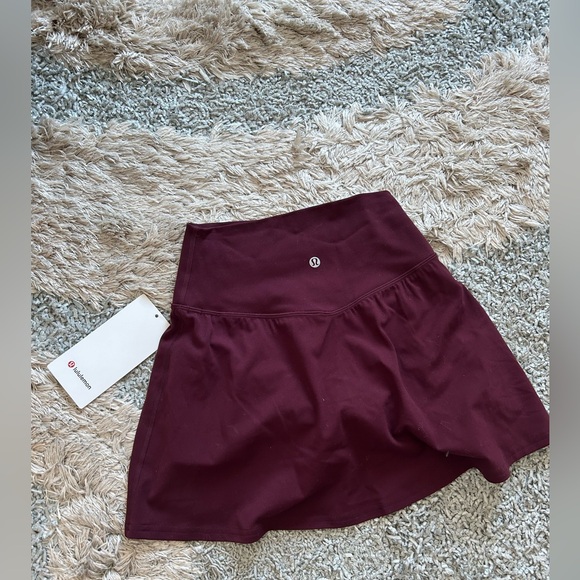 NWT - Lululemon Align Skirt - Size 4 - Picture 4 of 5